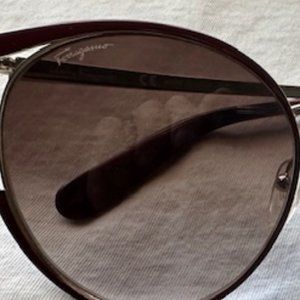 Salvatore Ferragamo SF165S 637 Sunglasses EX Condition